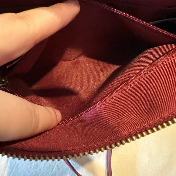 Universal Thread | Cayden Crossbody Bag - Picture 5 of 5